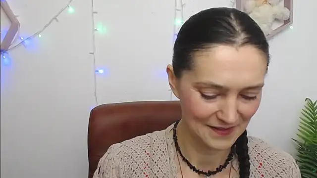 Snapshot of TayaFinch chatting on 03-16-26, 01:15 TayaFinch online show from 03-16-26, 01:15