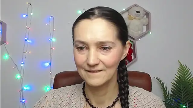 Snapshot of TayaFinch chatting on 03-20-26, 01:05 TayaFinch online show from 03-20-26, 01:05