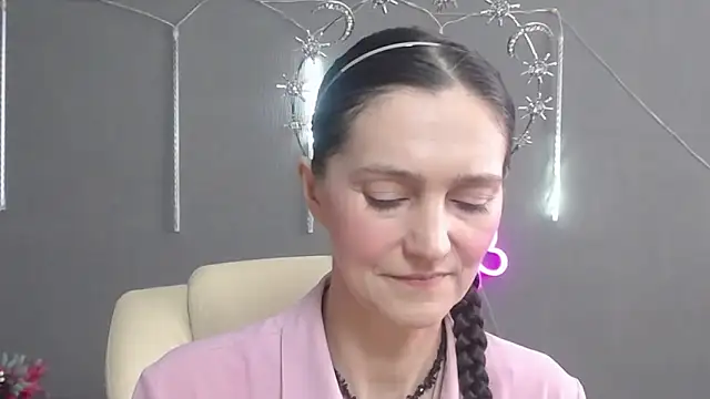 TayaFinch online show from 05-07-26, 11:59