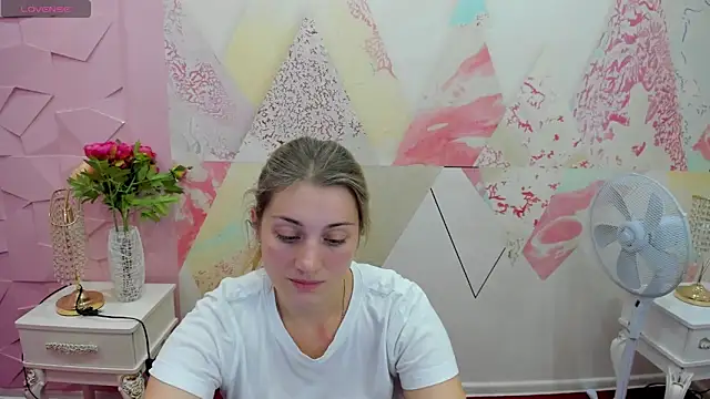 Snapshot of Veta_de6 chatting on 09-17-25, 09:22 Veta de6 online show from 09-17-25, 09:22