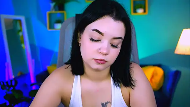 Snapshot of leslierowe_ chatting on 09-30-25, 05:18 leslierowe online show from 09-30-25, 05:18