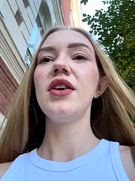 MilaMoone online show from 09-23-25, 10:29