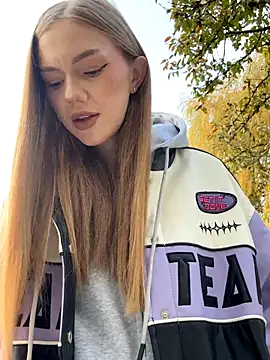 MilaMoone online show from 11-15-25, 10:34