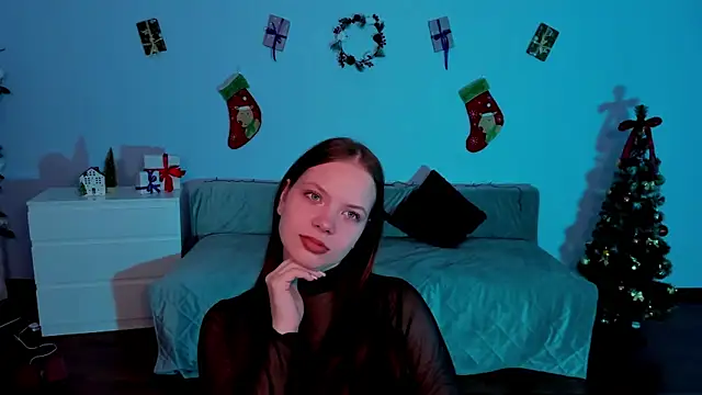 BetsyKiss online show from 12-19-25, 05:14