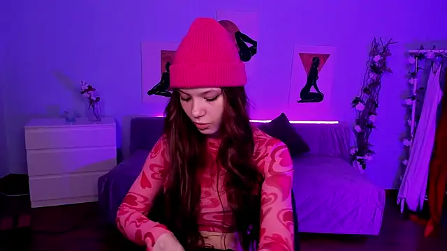 BetsyKiss online show from 05-06-26, 05:07