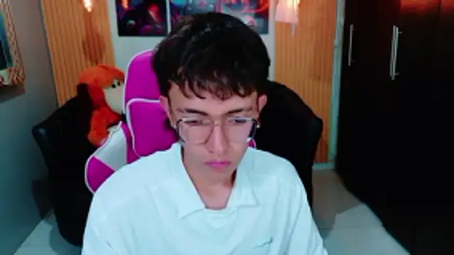 Dominic Carmine online show from 11-04-25, 07:46