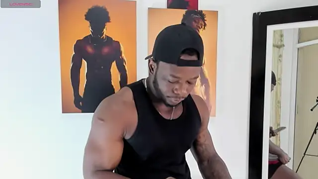 Snapshot of ArexBlakk chatting on 04-17-26, 08:01 ArexBlakk online show from 04-17-26, 08:01