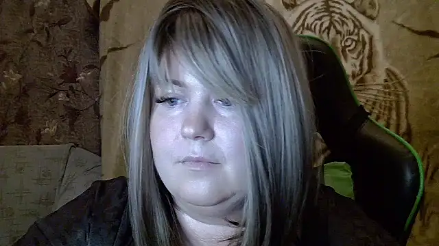 YuliiaSan online show from 10-02-25, 07:43