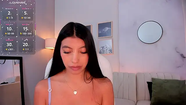 Tiffany Low online show from 11-20-25, 12:27