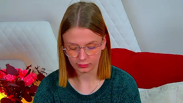 BeatriceBinoche online show from 05-09-26, 06:24