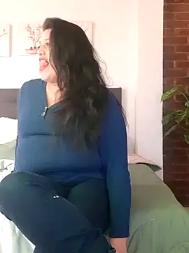 Snapshot of Andrea_secret_ chatting on 03-15-26, 01:50 Andrea secret online show from 03-15-26, 01:50