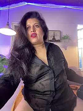 Andrea secret  online show from 06-15-26, 02:41