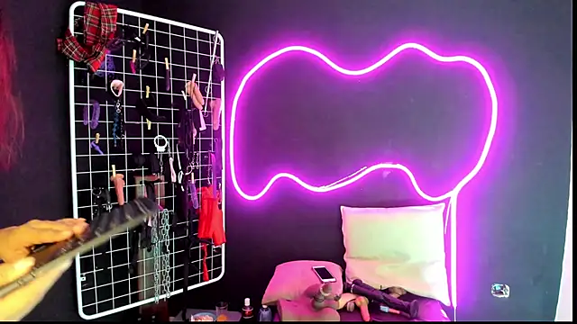 Mistress Megan BDSM online show from 11-04-25, 08:08