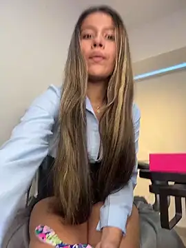 Snapshot of EMILIIA_RICHTER__ chatting on 03-21-26, 07:50 EMILIIA RICHTER online show from 03-21-26, 07:50