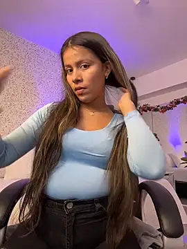 Snapshot of EMILIIA_RICHTER__ chatting on 03-25-26, 07:31 EMILIIA RICHTER online show from 03-25-26, 07:31