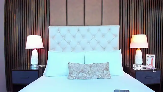 Snapshot of SamyySwet chatting on 10-20-25, 07:47 SamyySwet online show from 10-20-25, 07:47