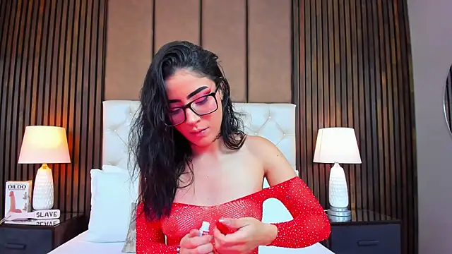 Snapshot of SamyySwet chatting on 10-24-25, 07:43 SamyySwet online show from 10-24-25, 07:43