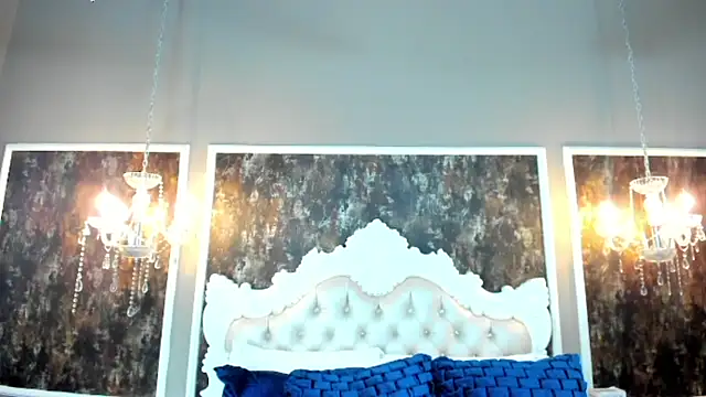 Snapshot of SamyySwet chatting on 11-10-25, 01:04 SamyySwet online show from 11-10-25, 01:04