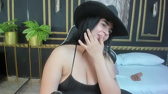 Snapshot of charlote_rossee chatting on 09-30-25, 02:22 charlote rossee online show from 09-30-25, 02:22