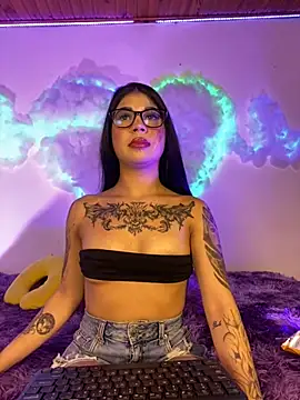 -Dannii- online show from 10-09-25, 09:57