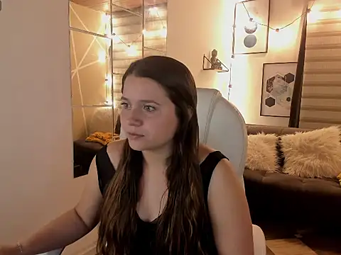 sophiee09  online show from 10-15-25, 02:33