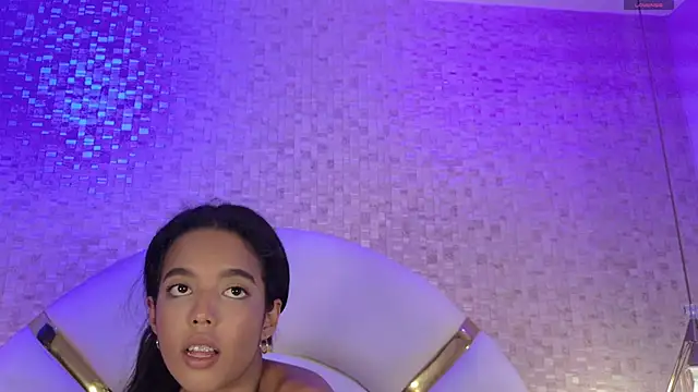 paulina cano online show from 11-06-25, 07:15