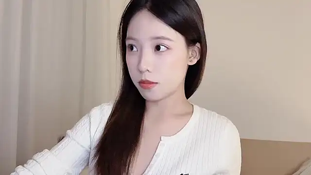 Snapshot of Meng_777 chatting on 11-20-25, 01:00 Meng 777 online show from 11-20-25, 01:00