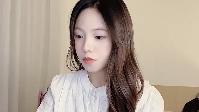 Snapshot of Meng_777 chatting on 11-24-25, 11:43 Meng 777 online show from 11-24-25, 11:43