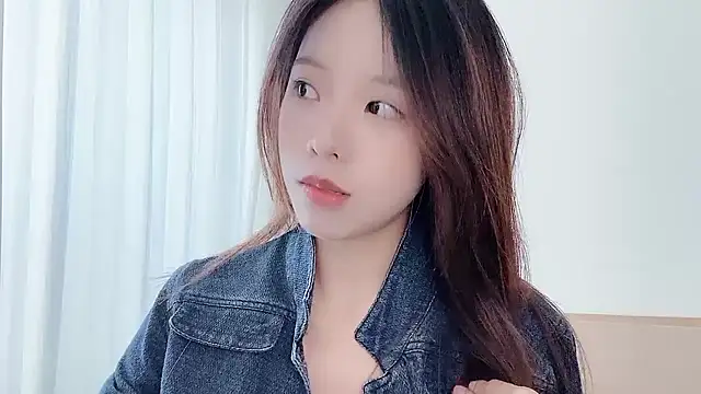 Snapshot of Meng_777 chatting on 01-11-26, 08:08 Meng 777 online show from 01-11-26, 08:08