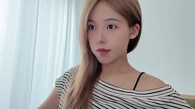 Meng 777 online show from 06-18-26, 07:30