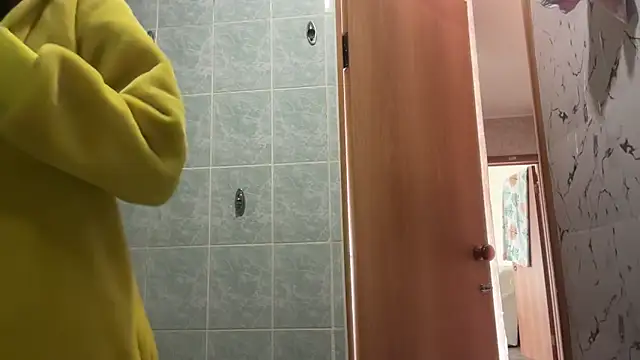 Snapshot of MargarettNewbie chatting on 09-29-25, 04:17 MargarettNewbie online show from 09-29-25, 04:17