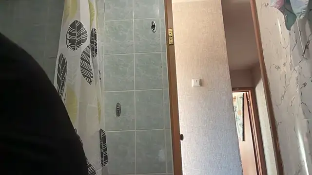 Snapshot of MargarettNewbie chatting on 10-07-25, 04:09 MargarettNewbie online show from 10-07-25, 04:09