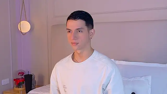 ZaneDawson online show from 11-07-25, 04:23