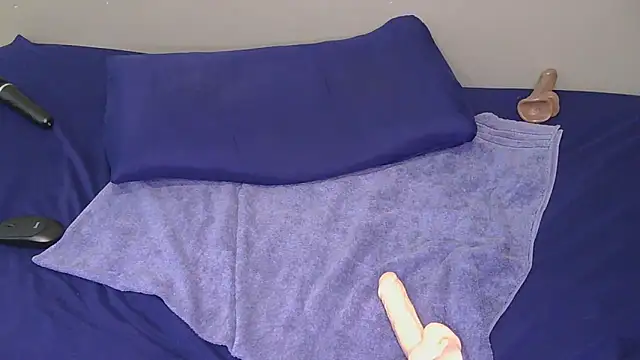 Serafynn online show from 01-18-26, 11:52