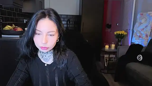 Snapshot of jeans-and-peach chatting on 10-04-25, 03:59 jeans-and-peach online show from 10-04-25, 03:59