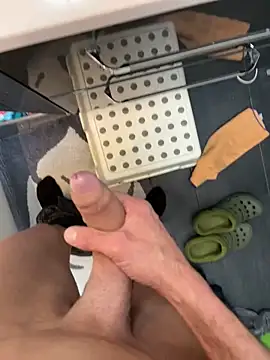 Snapshot of Marcelloxxx88 chatting on 02-26-26, 11:48 Marcelloxxx88 online show from 02-26-26, 11:48