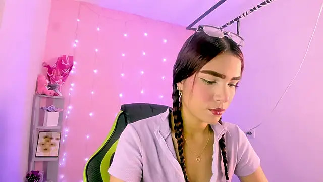 ashlysmith 01 online show from 11-04-25, 01:48