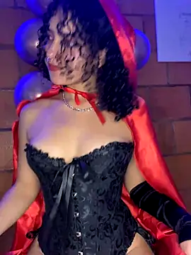 K Licious online show from 10-31-25, 08:21