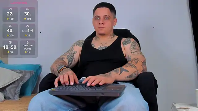 denis munera online show from 09-29-25, 12:32