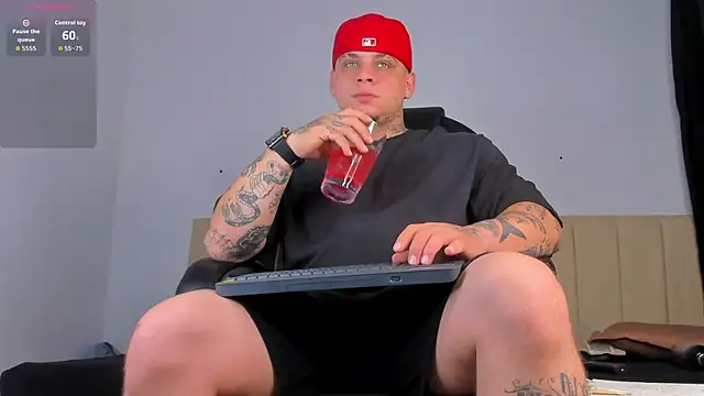 denis munera online show from 12-20-25, 02:24