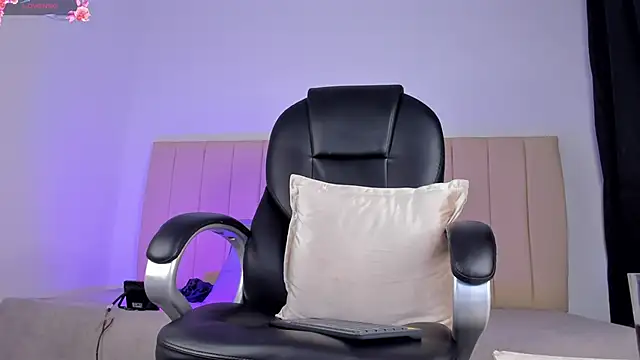 Snapshot of denis_munera chatting on 03-05-26, 12:23 denis munera online show from 03-05-26, 12:23