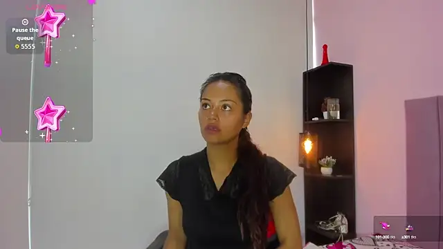 HoollyHendrix online show from 10-09-25, 07:56