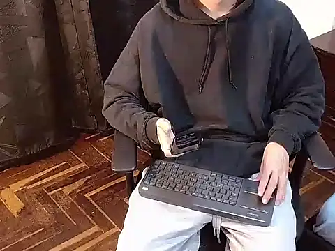 Snapshot of jaico_santos chatting on 09-26-25, 10:58 jaico santos online show from 09-26-25, 10:58