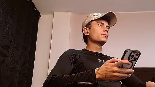 Snapshot of jaico_santos chatting on 10-03-25, 10:40 jaico santos online show from 10-03-25, 10:40