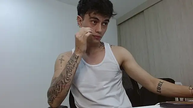 Snapshot of jaico_santos chatting on 04-09-26, 11:21 jaico santos online show from 04-09-26, 11:21