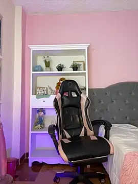 camila1 torres  online show from 04-06-26, 10:00