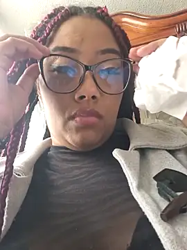 Snapshot of Ebony-Goddess19 chatting on 10-26-25, 07:42 Ebony-Goddess19 online show from 10-26-25, 07:42