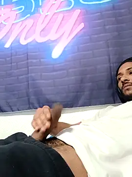 Mikaaa97 online show from 03-25-26, 09:10