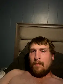 Snapshot of szalusky chatting on 10-26-25, 12:38 szalusky online show from 10-26-25, 12:38