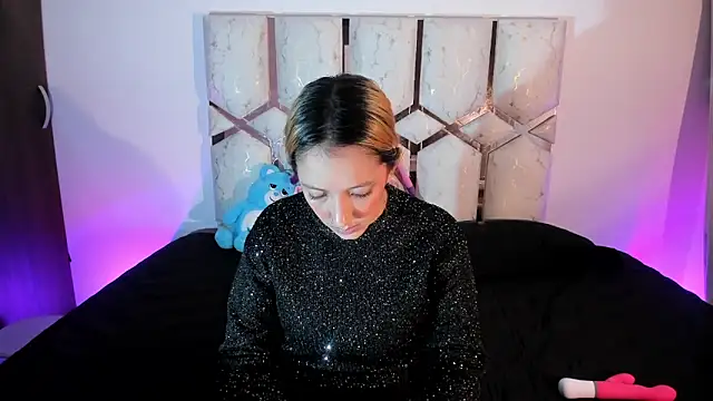 Isa klein online show from 06-20-26, 03:53